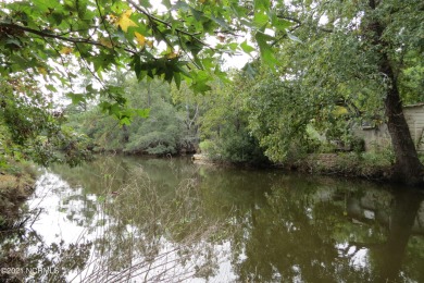 (private lake, pond, creek) Acreage For Sale in Oriental North Carolina