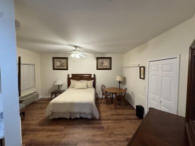 GREAT LOCATION, GATED COMMUNITY. RENOVATED, PARTIALLY FURNISHED - photo 17