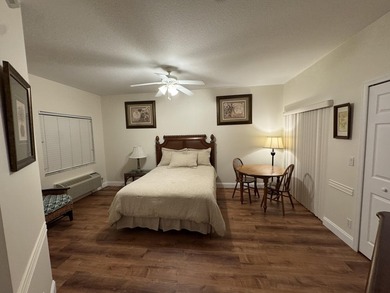 GREAT LOCATION, GATED COMMUNITY. RENOVATED, PARTIALLY FURNISHED - photo 18