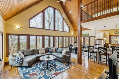 Amazing TURNKEY lake property on Barren River Lake with aluminum - photo 9