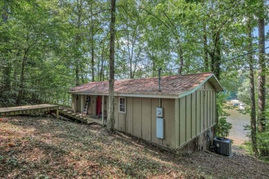 Smith Lake - A 3 bedroom and 2 bathroom rustic lake cottage just - photo 1