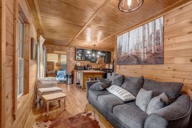 Smith Lake - A 3 bedroom and 2 bathroom rustic lake cottage just - photo 7