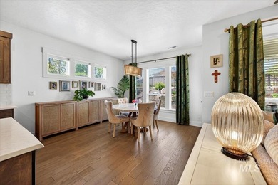 Welcome to luxury living in the highly sought-after Redhawk - photo 11
