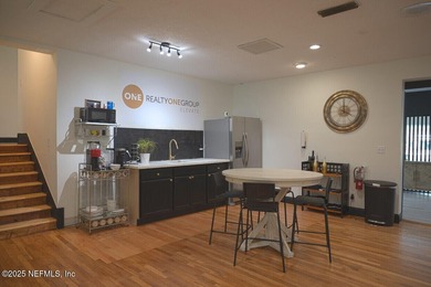 Welcome to your next business headquarters- zoned CRO- the - photo 11