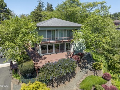 Stunning bay, bridge, and ocean views surround this - photo 2