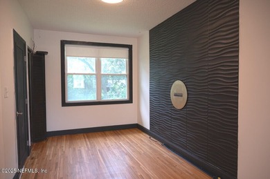 Welcome to your next business headquarters- zoned CRO- the - photo 13