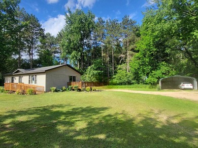 Nestled in a peaceful setting, this well maintained 2 bedroom, 1 - photo 13