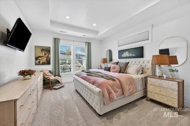 Welcome to luxury living in the highly sought-after Redhawk - photo 14