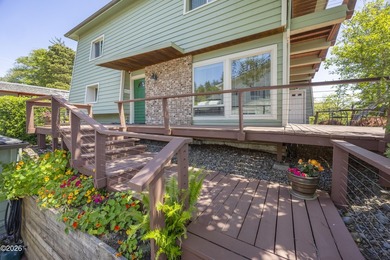 Stunning bay, bridge, and ocean views surround this - photo 6