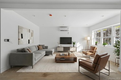 Space, style & modern luxury come together at 1657 Tillotson - photo 1