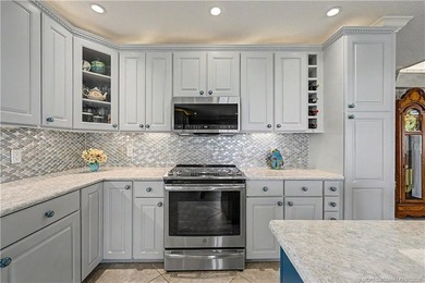 Luxury waterfront estate, 105 ft on the Indian River - photo 21
