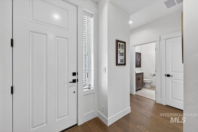 Welcome to luxury living in the highly sought-after Redhawk - photo 25