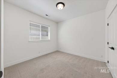 Welcome to luxury living in the highly sought-after Redhawk - photo 30