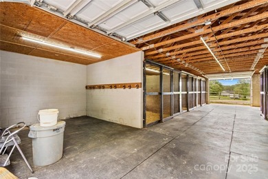 NEW LOWER PRICE! Desirable Location Between Mooresville and - photo 31