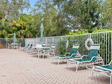 This beautifully maintained 2015 4 bed 2 bath residence - photo 32