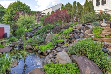 This gorgeous 4-bedroom, 2.5 bath home is the kind of place that - photo 4