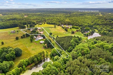 NEW LOWER PRICE! Desirable Location Between Mooresville and - photo 45