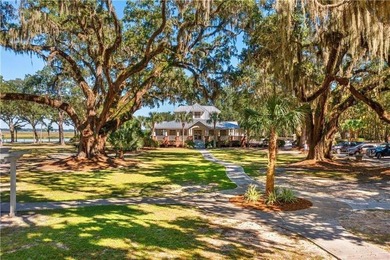 Located in the desirable Sanctuary Cove community in the heart - photo 4