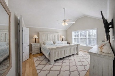 Welcome to Points of Pickwick, a premier gated community on - photo 13