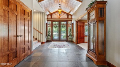 Inspired by the timeless architectural influence of Frank Lloyd - photo 3
