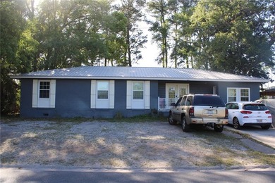Welcome to 105 Enterprise Street in the heart of Brunswick - photo 1