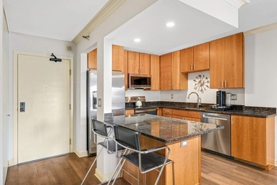 Discover urban living at its finest in this stylish condo! - photo 11