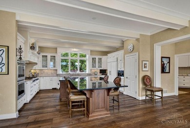 First time on the market since its full renovation and 6,500 SF - photo 14