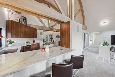 Some homes simply occupy a beautiful location. Others become - photo 14