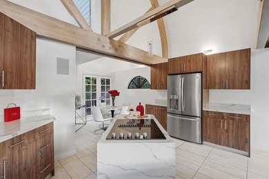 Some homes simply occupy a beautiful location. Others become - photo 18