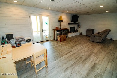 Welcome home to this spacious 5BR/3BA split foyer on a level lot - photo 20