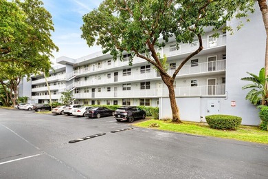 PRICE REDUCTION! This 2 bedroom 2 bath spacious condo is ready - photo 1