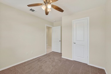 Back on the market due to buyers' financing falling through!! - photo 22