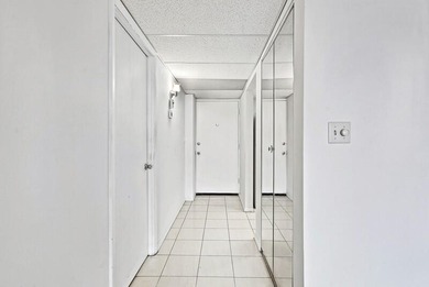 PRICE REDUCTION! This 2 bedroom 2 bath spacious condo is ready - photo 6