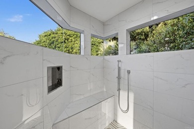 Some homes simply occupy a beautiful location. Others become - photo 29