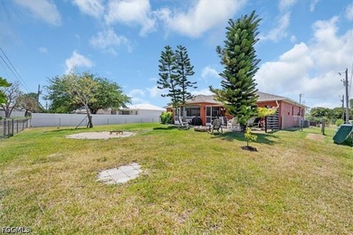 SELLER SAYS MAKE AN OFFER!! Vaulted ceilings, Main components of - photo 29