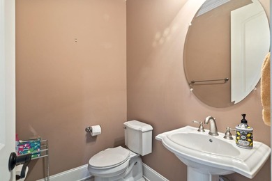 Reduced! Lakefront Mediterranean-style 4BR/3.5BA home with - photo 30