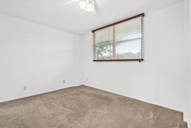 PRICE REDUCTION! This 2 bedroom 2 bath spacious condo is ready - photo 10