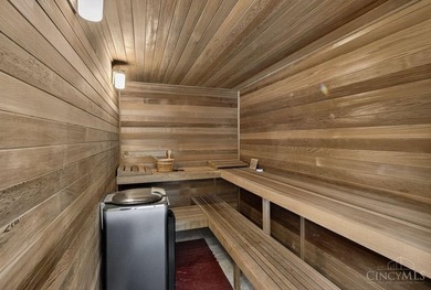 First time on the market since its full renovation and 6,500 SF - photo 33