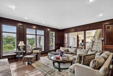 First time on the market since its full renovation and 6,500 SF - photo 37