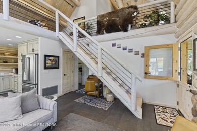 Welcome to Willow Bend, a custom-built log home on WY's iconic - photo 10