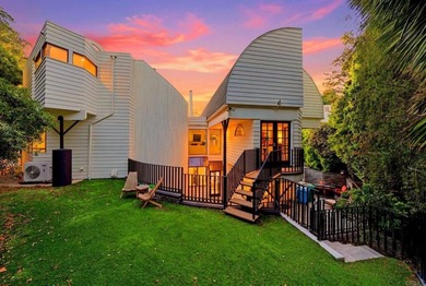 Some homes simply occupy a beautiful location. Others become - photo 48