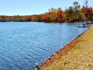 Lake Lot For Sale in Gouldsboro, Pennsylvania