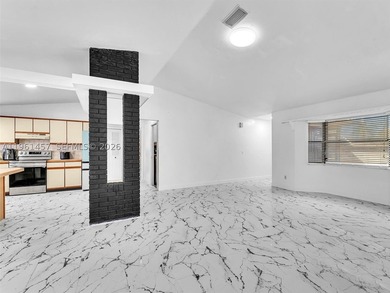 Incredible opportunity to own this charming 2 bedroom, 2 - photo 10
