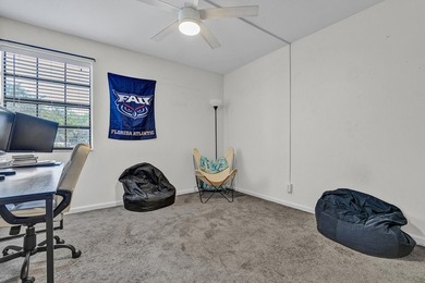 Location is everything! This 3-bedroom, 2-bath condo in Windwood - photo 15