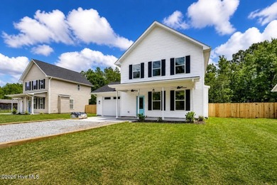 PRICE IMPROVEMENT! Last Home Available! One of three new homes - photo 10