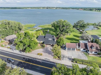 Lake Hollingsworth Home For Sale in Lakeland Florida