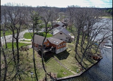 Lake LaTonka living at its finest! Nestled on a quiet cul-de-sac - photo 35