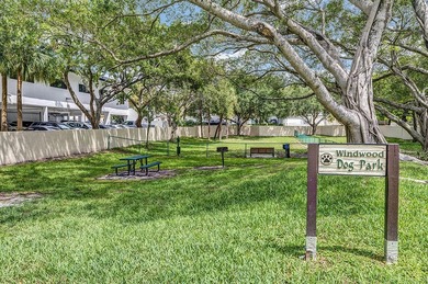 Location is everything! This 3-bedroom, 2-bath condo in Windwood - photo 35