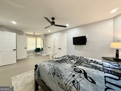 COME SEE this 4 bed, 3.5 bath home - EXTENSIVELY UPDATED like - photo 40