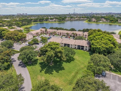 Location is everything! This 3-bedroom, 2-bath condo in Windwood - photo 41